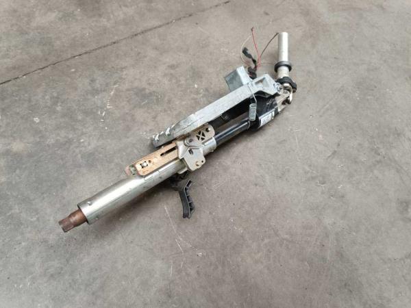 COLONNE DE DIRECTION MERCEDES CLASSE C W204 - Vue 1